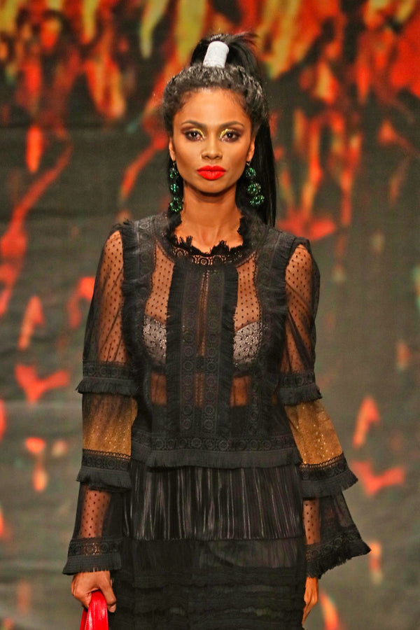 Bluza tul cu buline si detalii din dantela 2483A